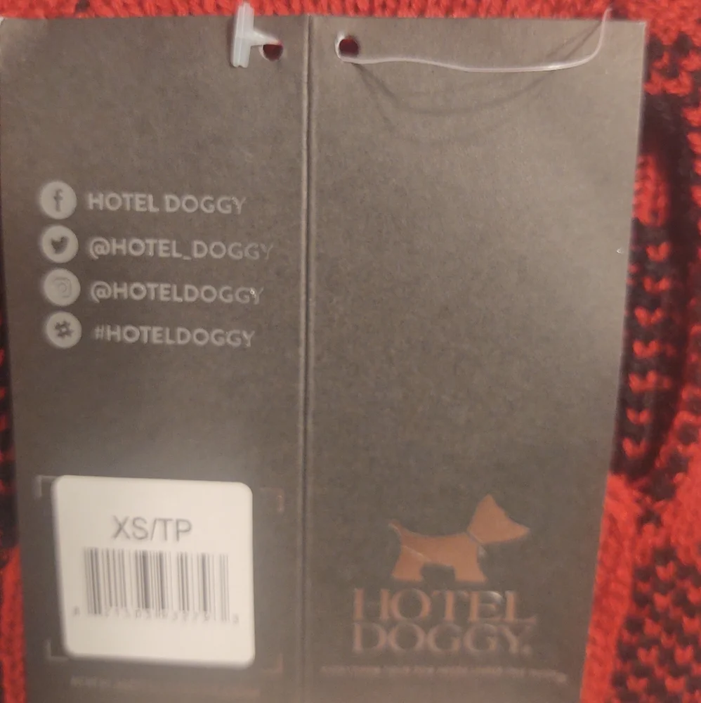🎁Hotel Doggy Buffalo Plaid Pet Sweater